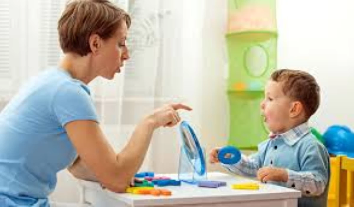 طب وصحة – علاج النطق المنتظم يعزز مهارات الأطفال المصابين بالتوحد