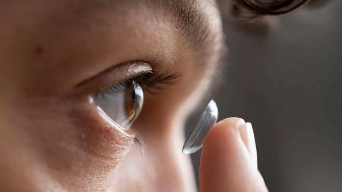 طب وصحة – العدسات اللاصقة التي تراقب ضغط العين