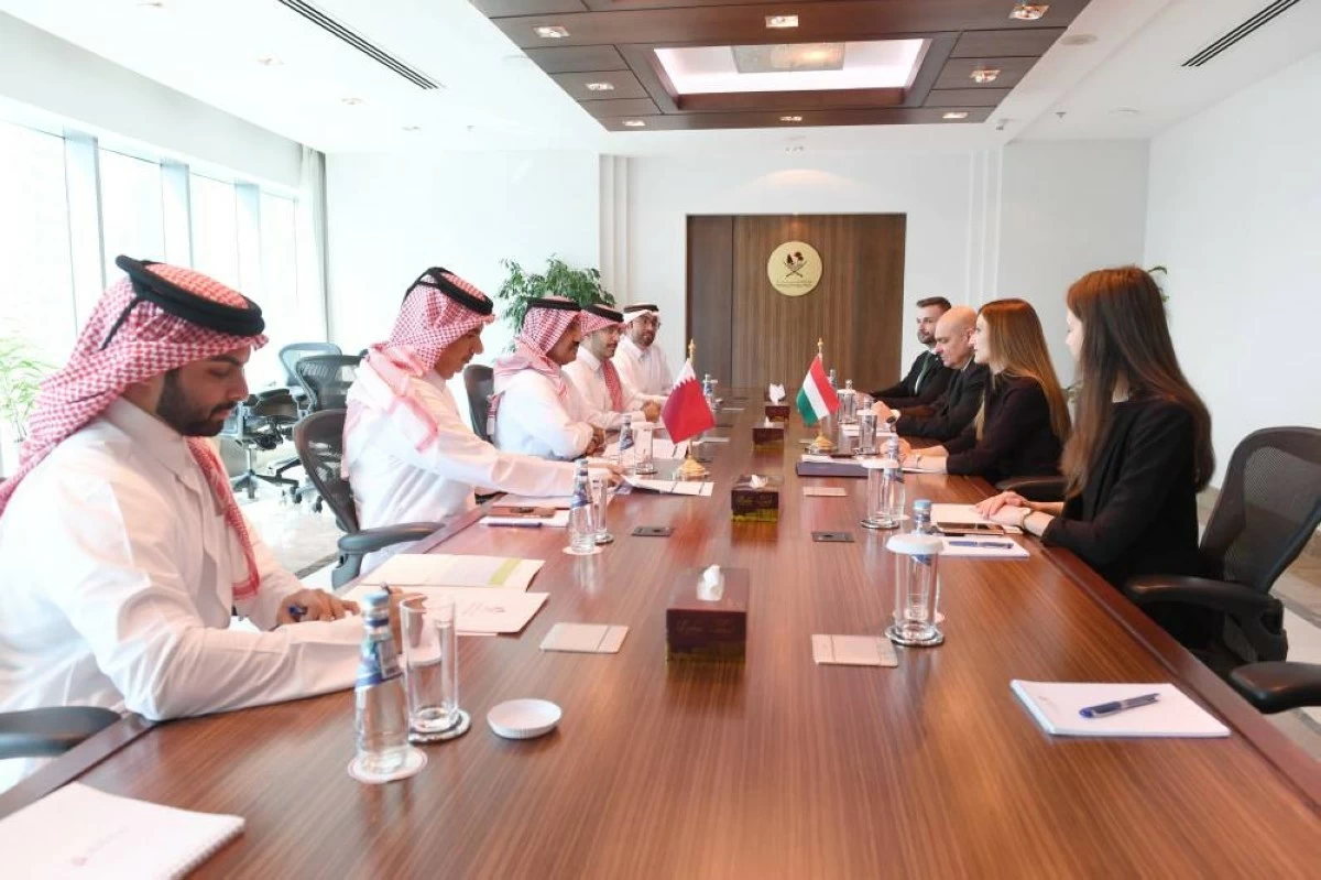 جولة من المشاورات السياسية بين قطر والمجر