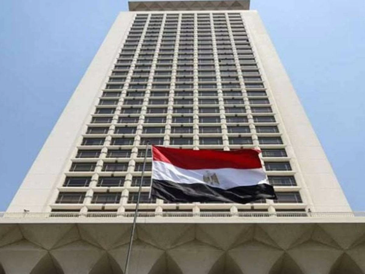 مصر تؤكد دعمها لاستئناف المفاوضات بين الولايات المتحدة وإيران في مسقط وتثمن جهود قطر والوسطاء