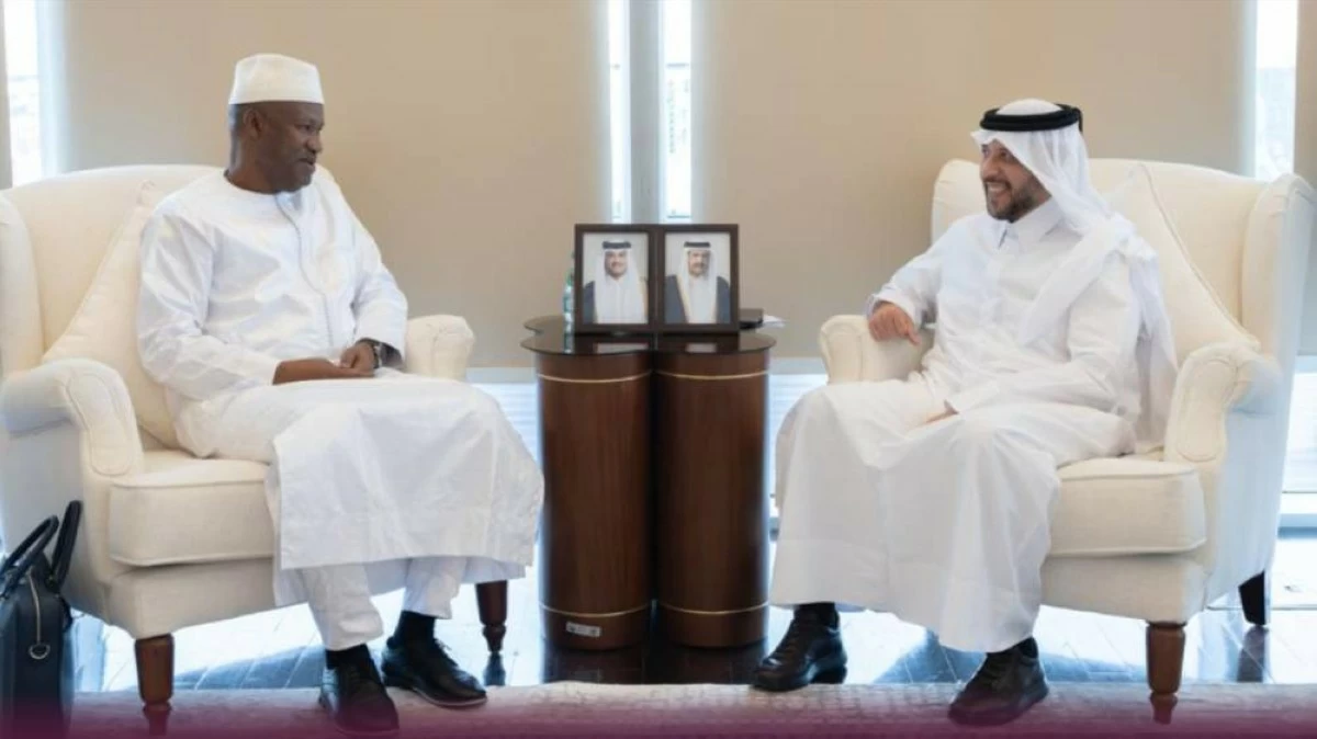 وزير الصحة العامة يجتمع مع وزير الصحة والنظافة السنغالي