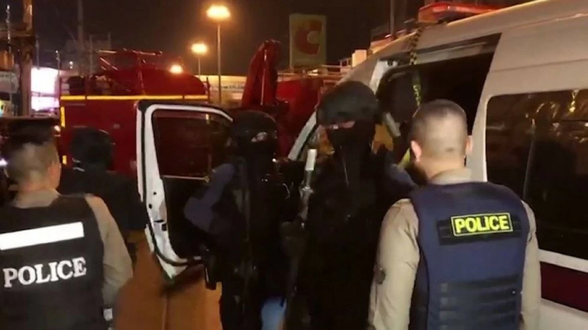 عالم الجريمة – تايلاند: قُتل شخص وأصيب طالبان بعد حادث إطلاق نار في إحدى المدارس