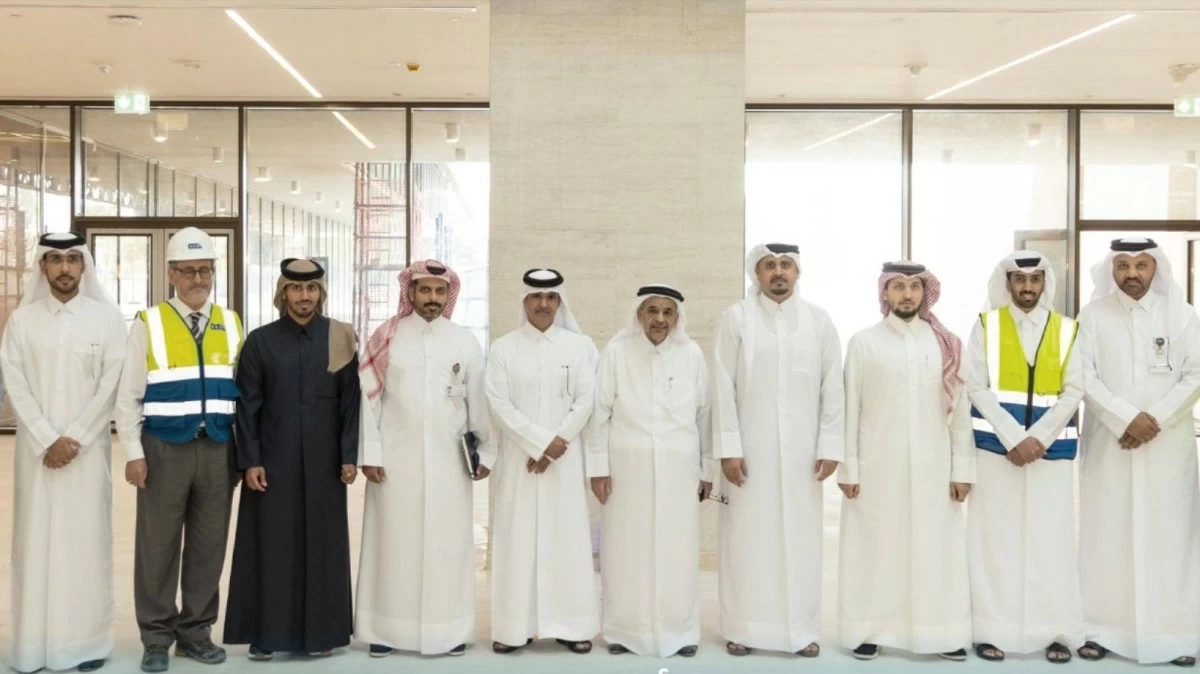 رئيس “أشغال” يتفقد مشروع بناء كلية الطب والعلوم الصحية بجامعة قطر