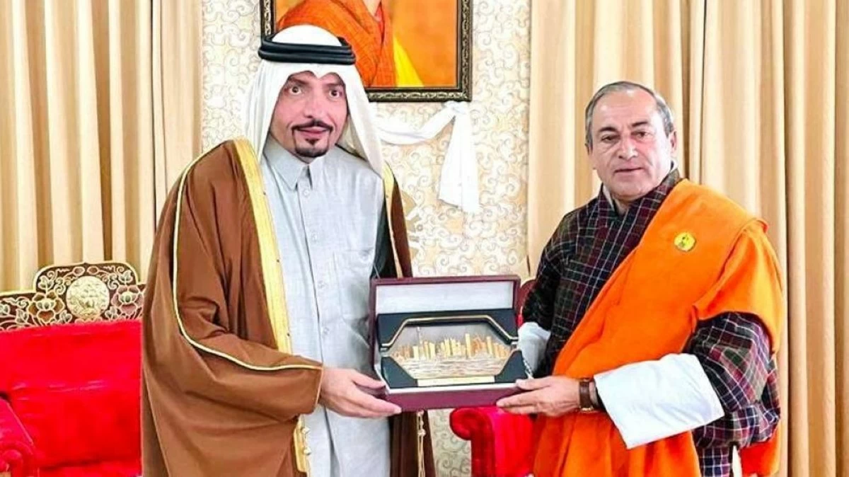 وزير خارجية مملكة بوتان يجتمع مع سفير دولة قطر
