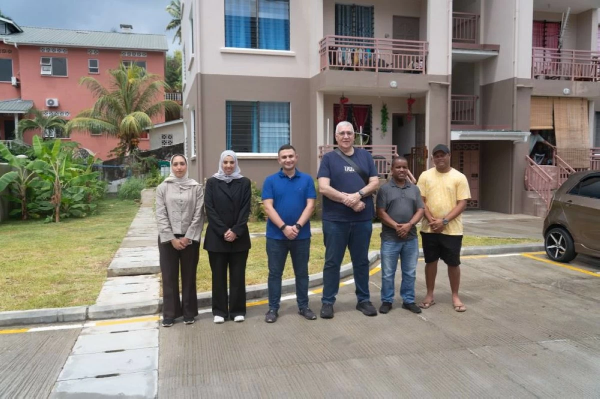 وفد من صندوق قطر للتنمية يزور جمهورية سيشل