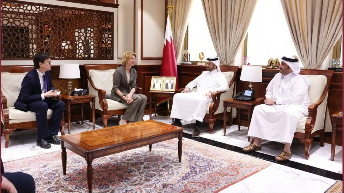 وزير البلدية يجتمع مع وزير الزراعة في روسيا الاتحادية