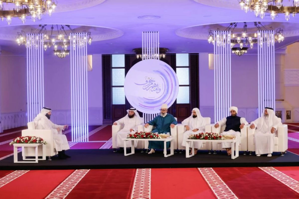 وتناقش الجلسة الثالثة من برنامج “أنقذوهم من الخوف” التحديات المعاصرة التي تواجه الأسرة المسلمة وسبل مواجهتها