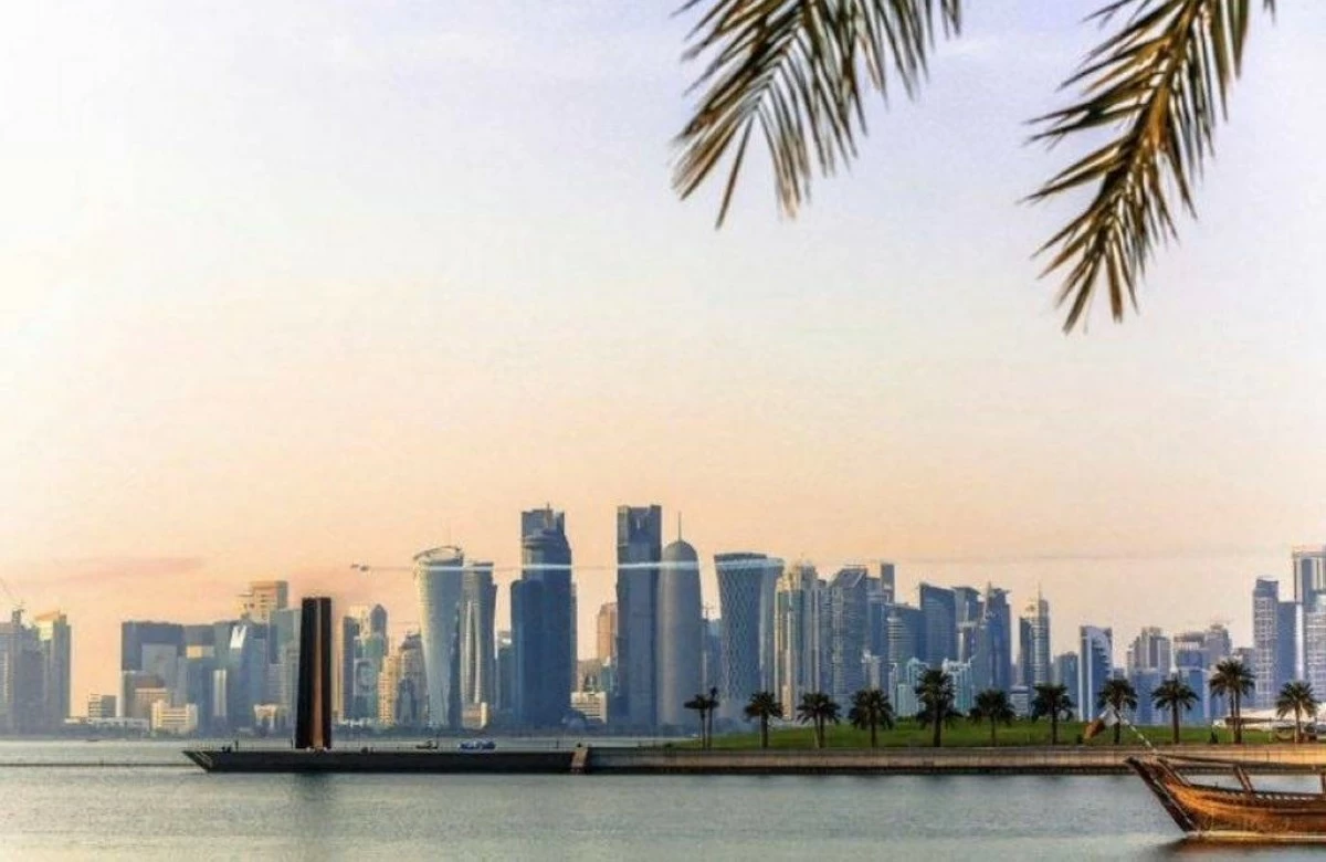 طقس بارد نسبياً على الساحل وسحب متفرقة على البحر هذه الليلة