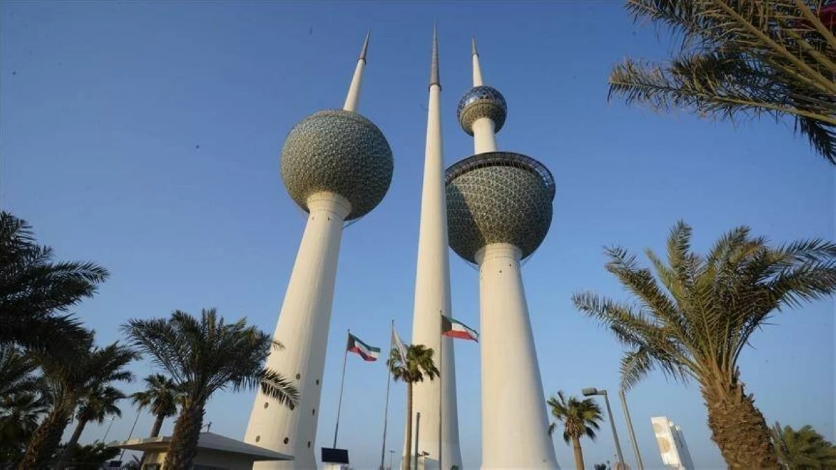 الكويت تعلن مقتل شخص وإصابة 32 آخرين جراء الهجمات الإيرانية