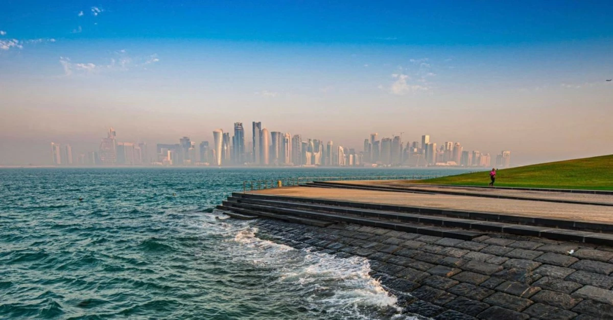 الأرصاد تحذر من رياح قوية وأمواج عالية في البحر