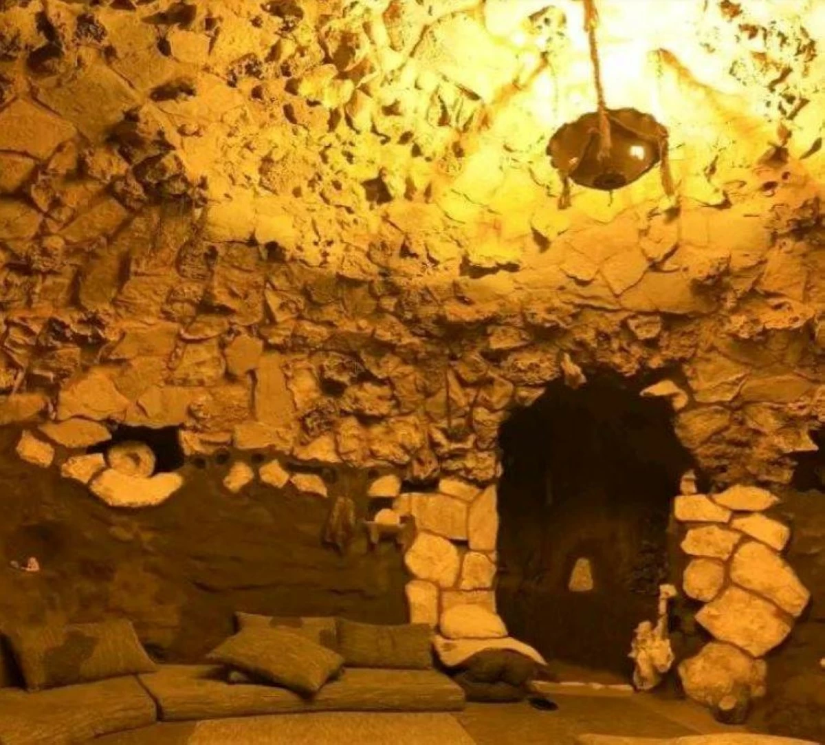 أخبار منوعة – يحول حديقته إلى “كهف للتأمل” أخبار منوعة – يحول حديقته إلى “كهف للتأمل”