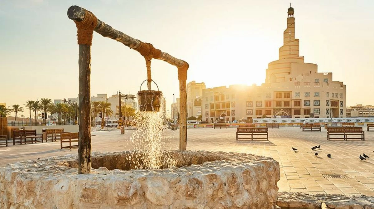 وتحذر الأرصاد الجوية من هطول أمطار رعدية وغزيرة وتدني مدى الرؤية الأفقية على السواحل وفي البحر.