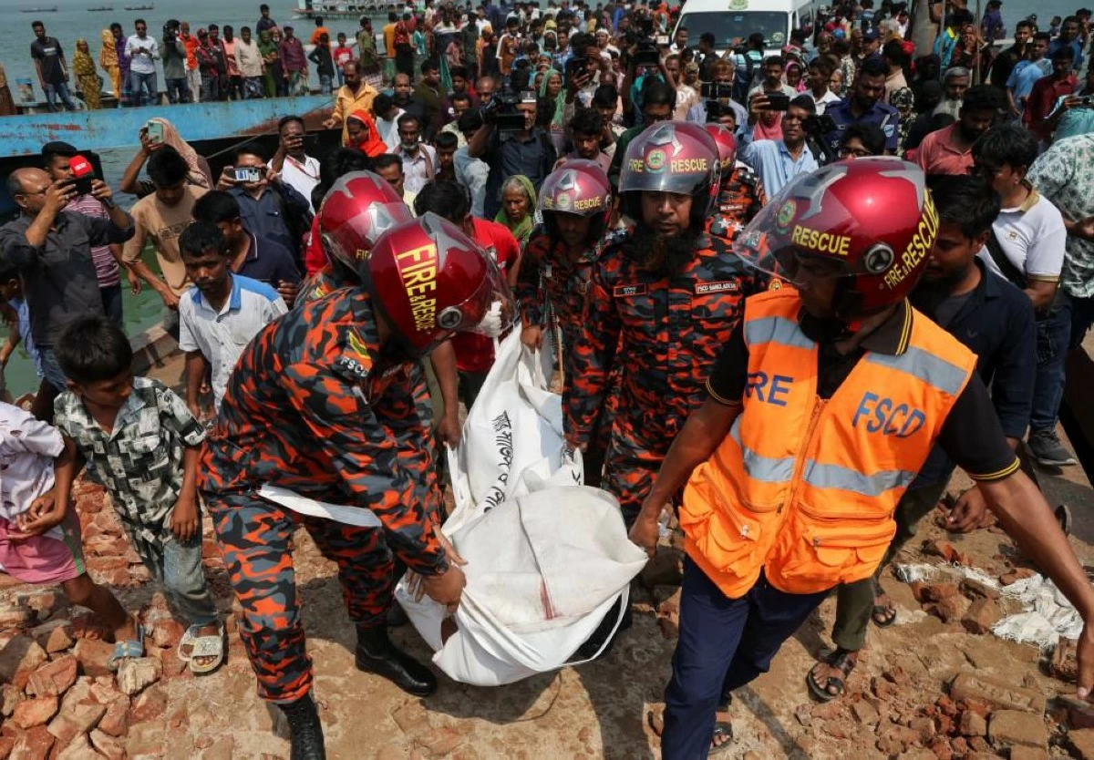 عالم الجريمة – بنجلاديش: مقتل 18 شخصًا على الأقل في حادث حافلة ركاب