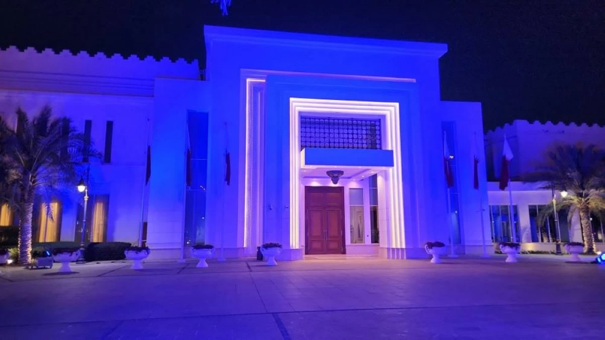 مجلس الشورى يضيئ مبناه باللون الأزرق احتفالاً باليوم العالمي للتوحد