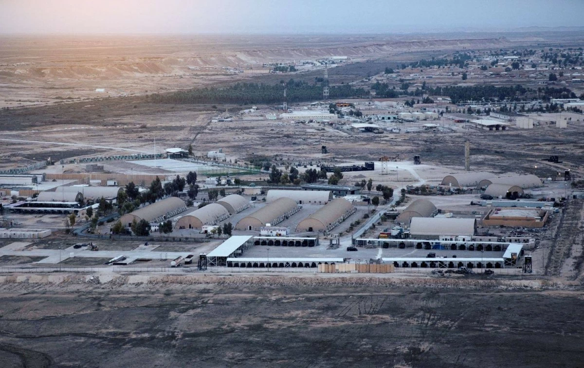 وزارة الدفاع العراقية تعلن اعتراض مسيرة حاولت استهداف نظام رادار في قاعدة عين الأسد الجوية