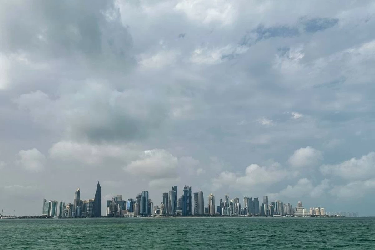الأرصاد تحذر من هطول أمطار رعدية ورياح قوية على السواحل في البحر