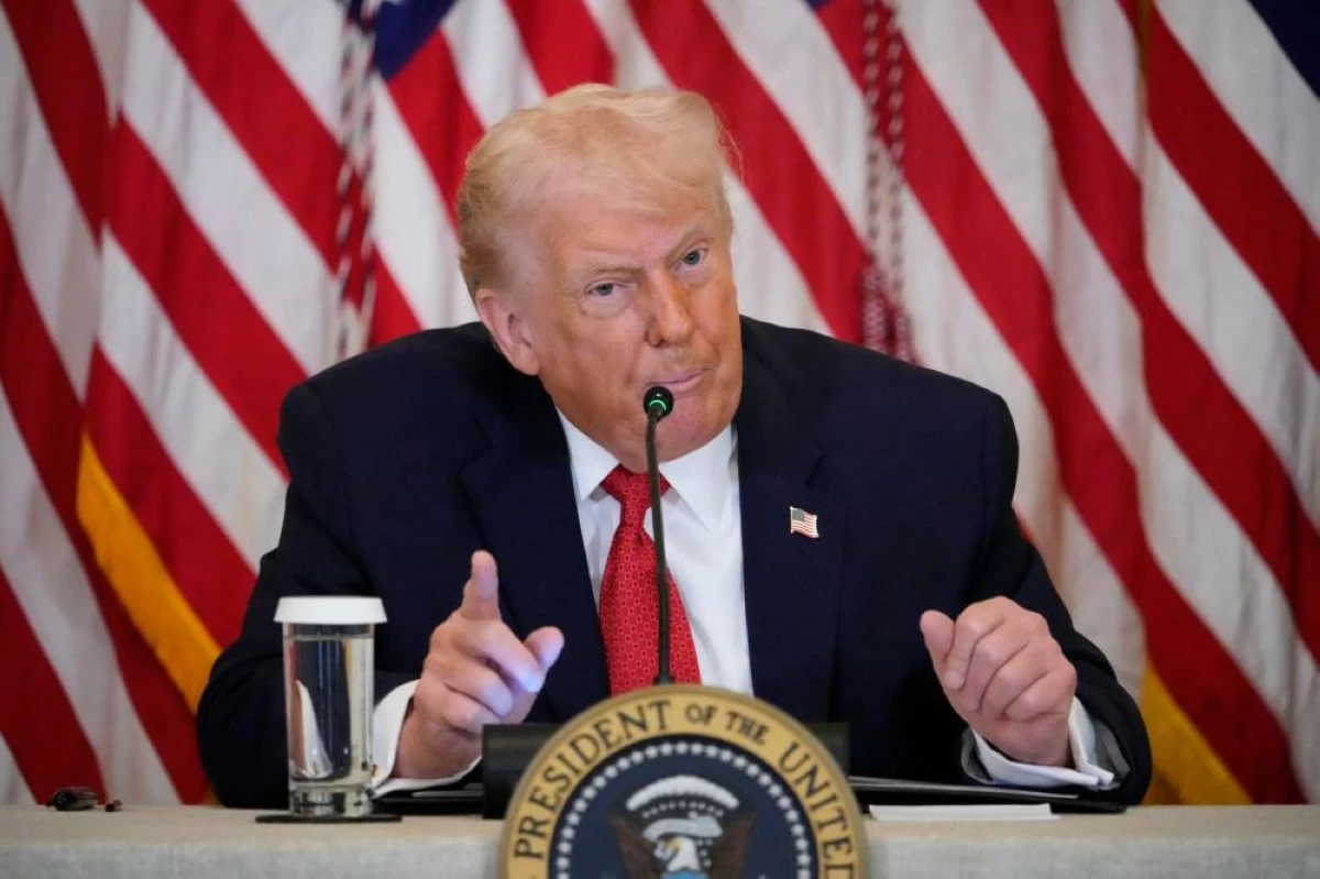 الرئيس الأمريكي: على إيران ألا تفرض رسوم عبور على ناقلات النفط في مضيق هرمز