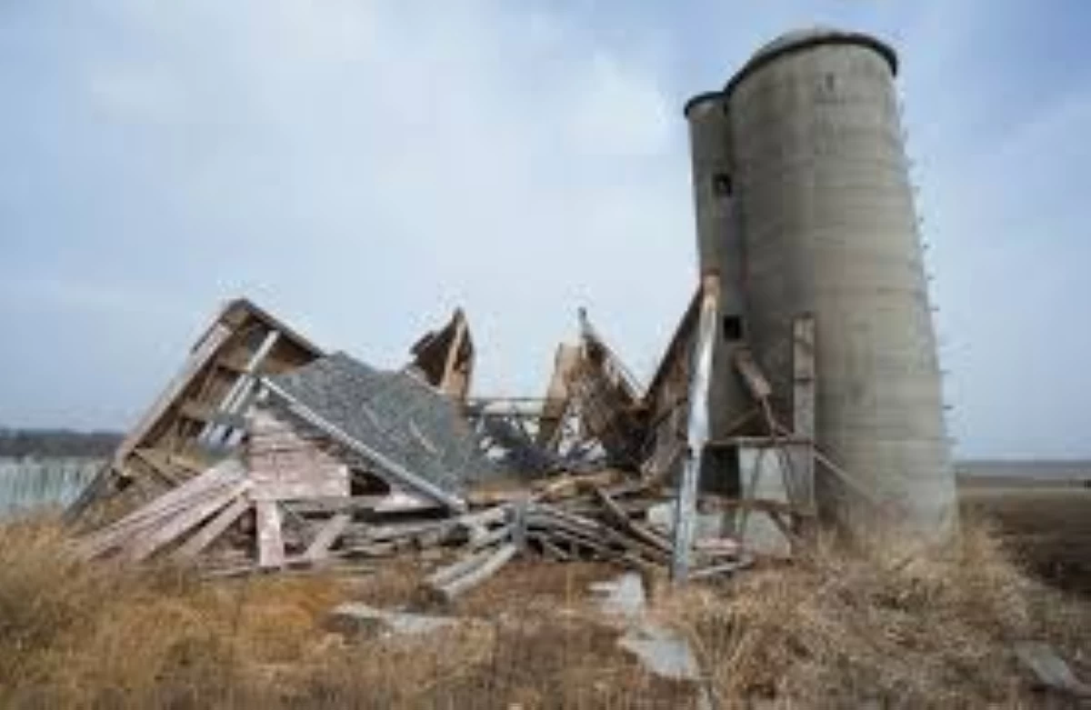 عالم الجريمة – ضربت الأعاصير ولاية كانساس الأمريكية