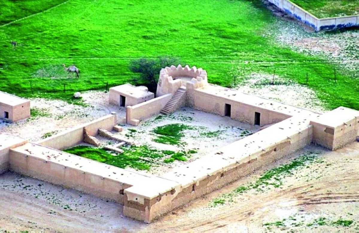 صوره – تقع قلعة الركيات شمال غرب قطر. ويعود تاريخها إلى القرن التاسع عشر وتم بناؤها لحماية الموارد المائية الحيوية.