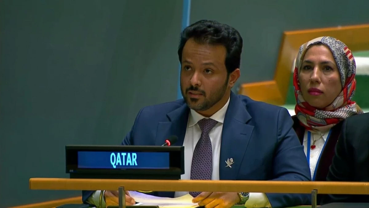 وتجدد دولة قطر التزامها بالعمل على جعل منطقة الشرق الأوسط خالية من الأسلحة النووية وأسلحة الدمار الشامل