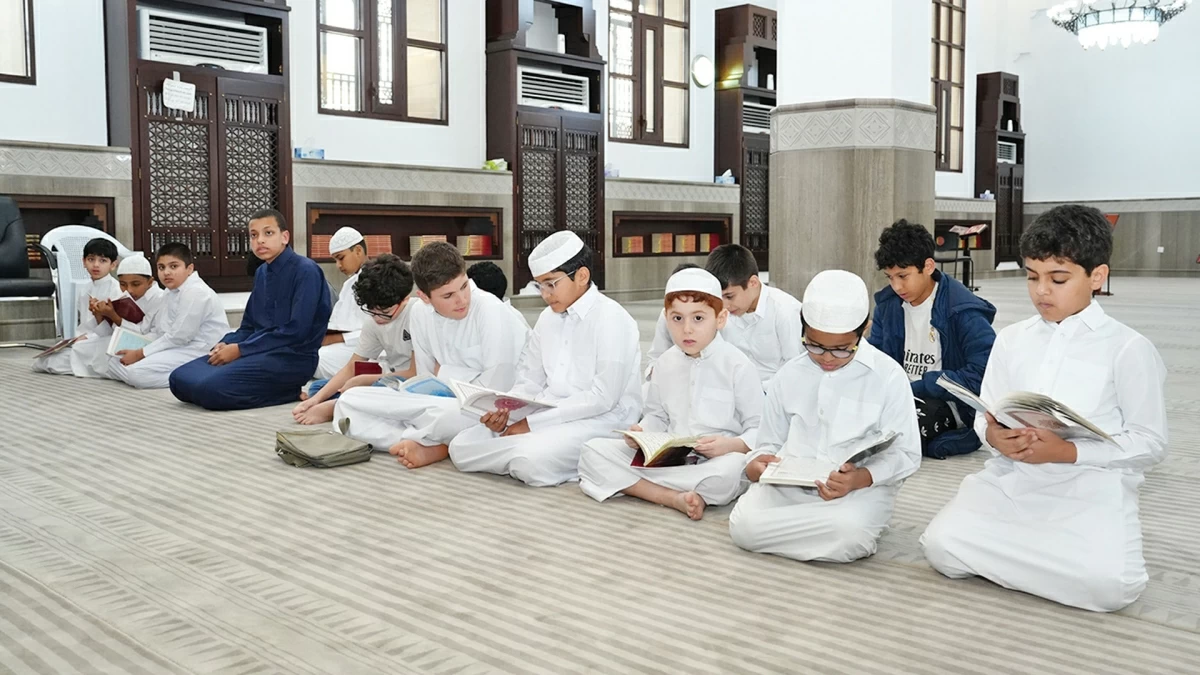 11651 طالبا يؤدون امتحانات الفصل الدراسي الأول بالمراكز القرآنية