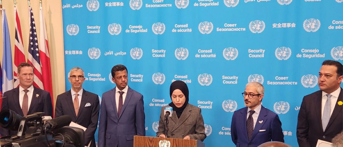 المندوب الدائم لدولة قطر لدى الأمم المتحدة يشارك في وقفة إعلامية بشأن مشروع قرار مجلس الأمن بشأن مضيق هرمز