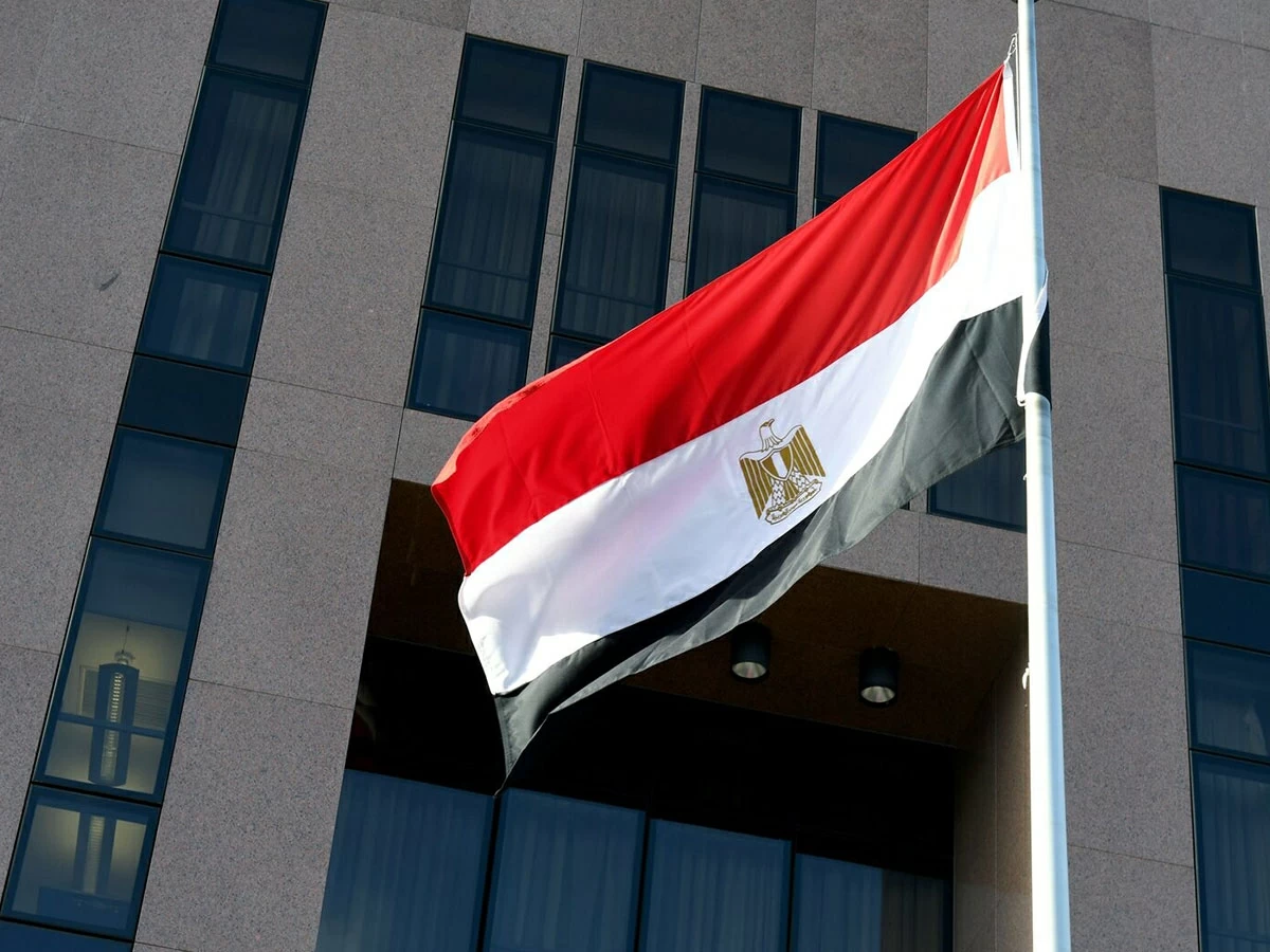 مصر تدين استهداف سفينة شحن تجارية في المياه الإقليمية لدولة قطر