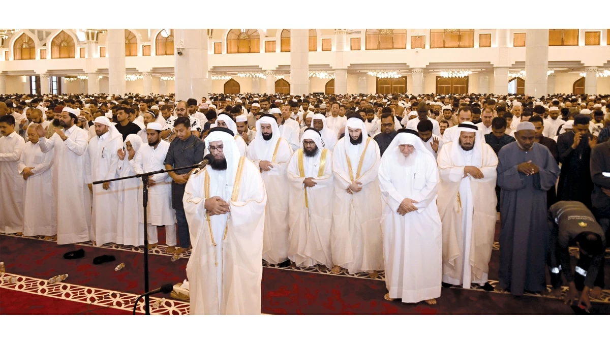 خطباء العيد يدعون إلى الروابط الأسرية خطباء العيد يدعون إلى الروابط الأسرية