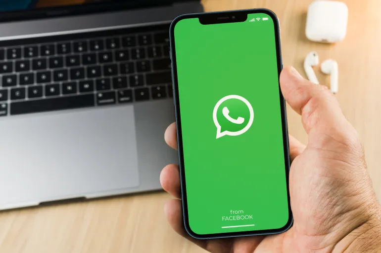 اخبار التكنولوجيا – “واتساب” تطلق خاصية نشر التحديثات المؤقتة لمديري القنوات