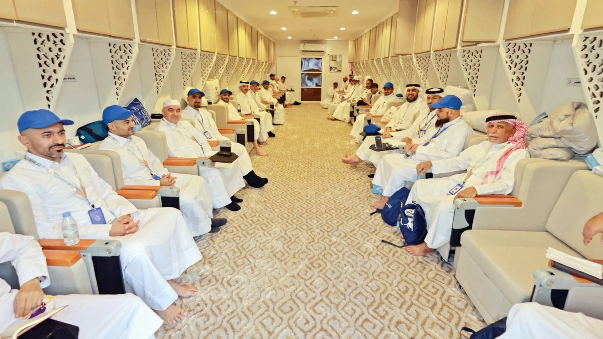 خدمات متكاملة لحجاجنا في مخيمات منى
