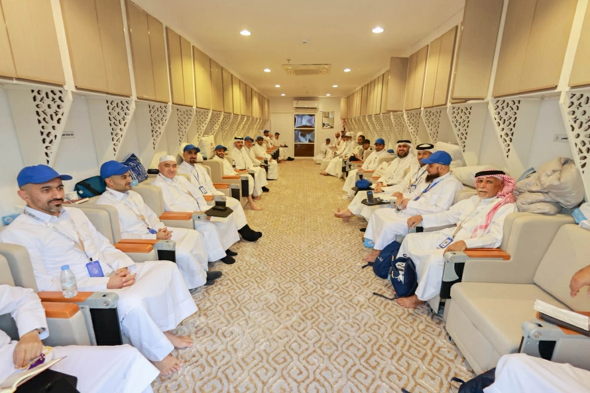 حجاج قطريون يشيدون بخدمات البعثة القطرية حجاج قطريون يشيدون بخدمات البعثة القطرية