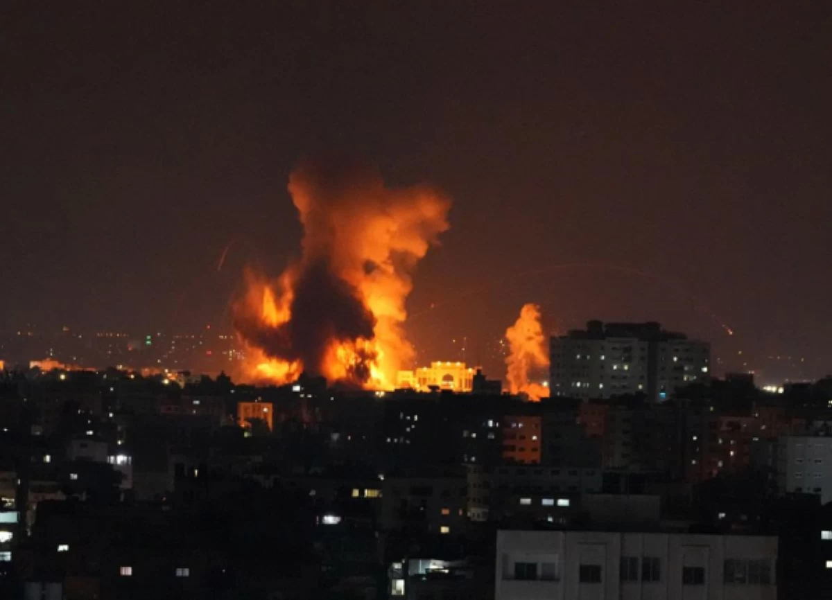 استشهد فلسطيني وأصيب اثنان آخران بقصف إسرائيلي جنوب قطاع غزة