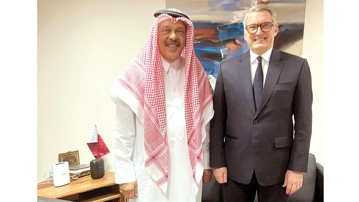 فنلندا تكرم السفير بدر الدفع بشهادة العمل المناخي