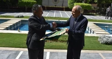 نبيل فهمي يتولى مهامه أمينا عاما لجامعة الدول العربية