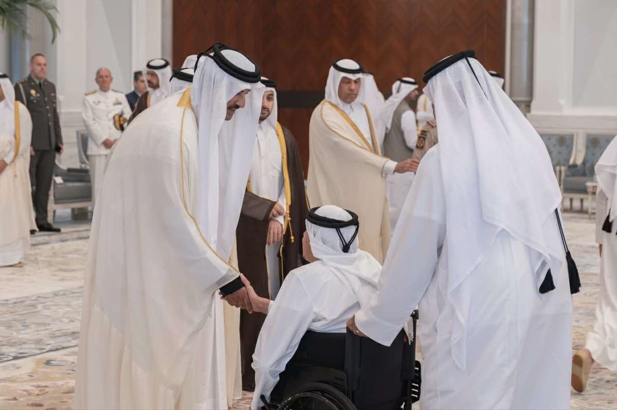 سمو الأمير يستقبل المزيد من المعزين مساء اليوم الثالث للحداد على وفاة سمو الأمير الوالد