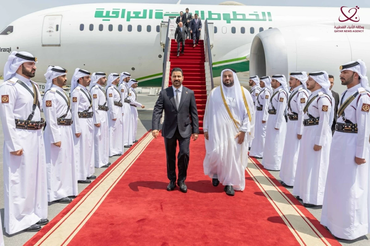 رئيس الوزراء العراقي يصل الدوحة